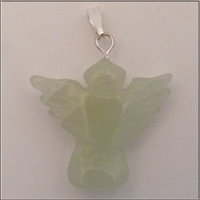 Engel Anh�nger aus heller Jade